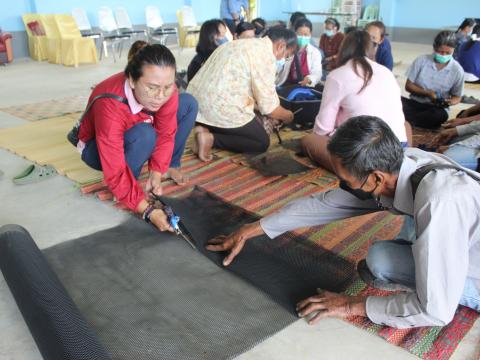 โครงการส่งเสริมและพัฒนาอาชัพแก่กลุ่มสตรี กลุ่มผู้สุงอายุ คนพิการ